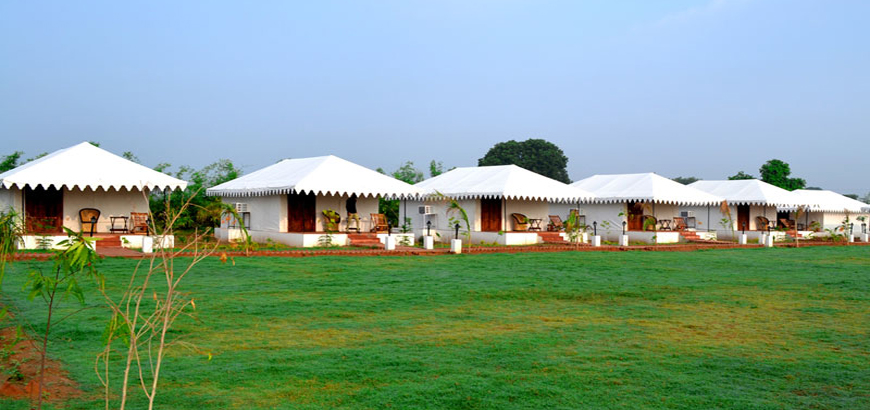 Jungle Cave Resort